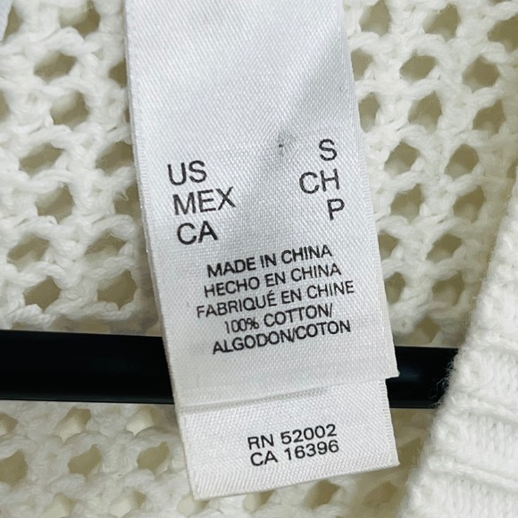 Women's White Cotton Open Knit Sleeveless Cardigan Vest Two Button V Neck - Picture 8 of 9
